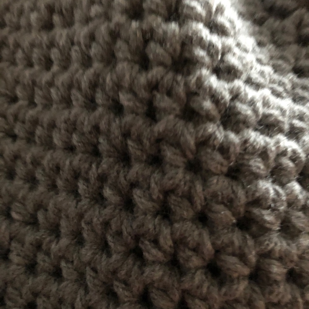 Handmade crochet hat - Picture 2 of 3